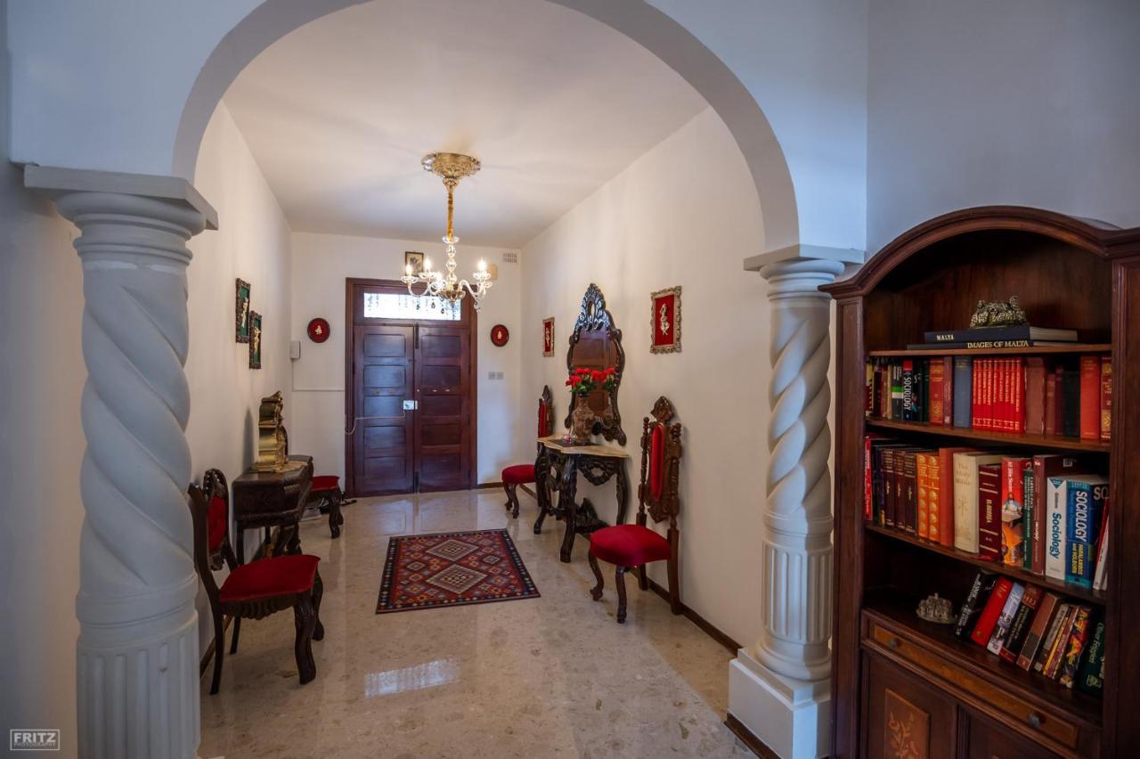 Close To Airport - Private Room With Private Bathroom Adults Only Gudja Exteriér fotografie